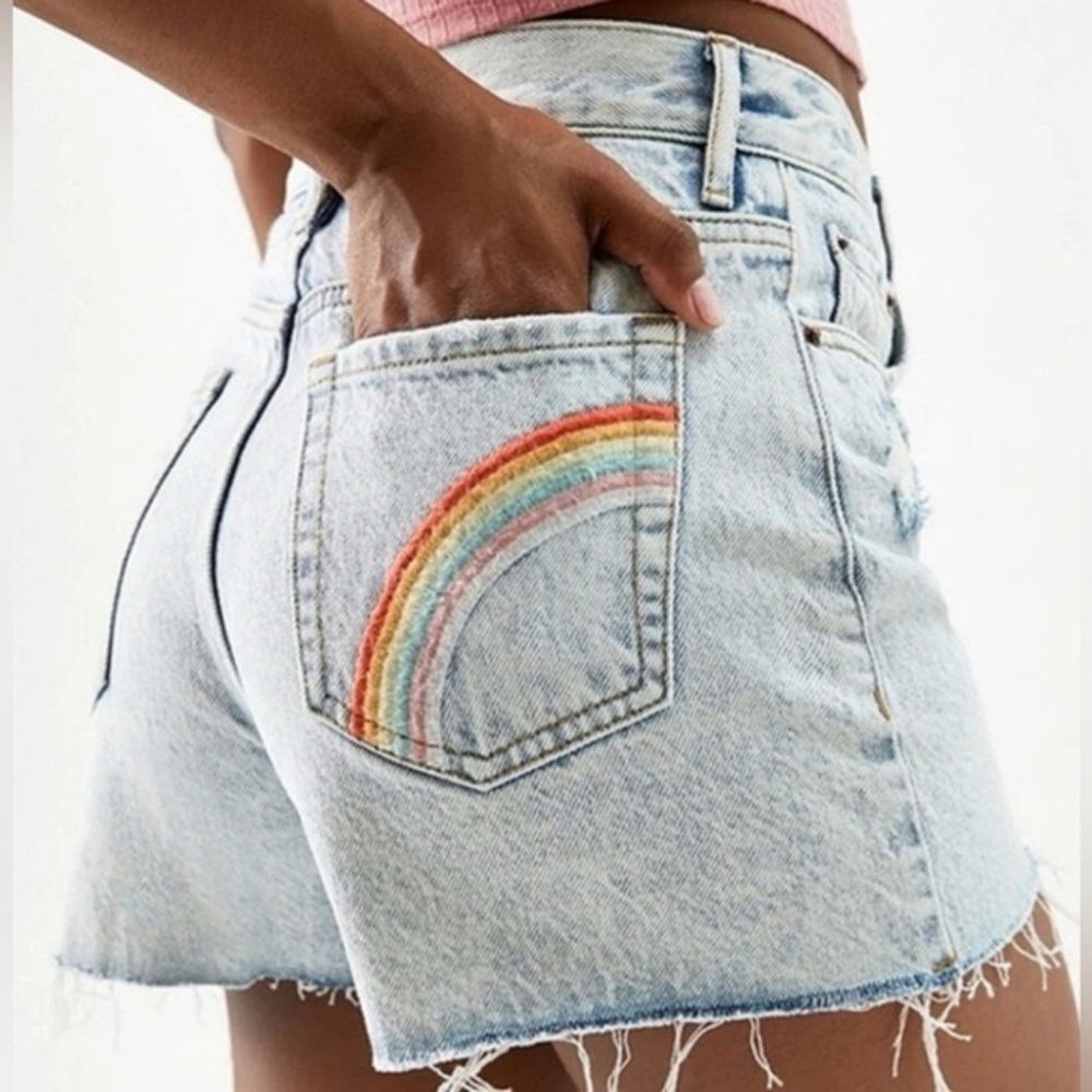 PacSun Light Wash Denim Jean Shorts with Rainbow Pocket Embroidery